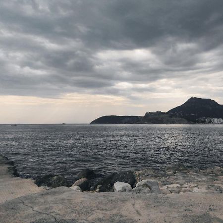 Acacia Apartmani Sutomore Buitenkant foto