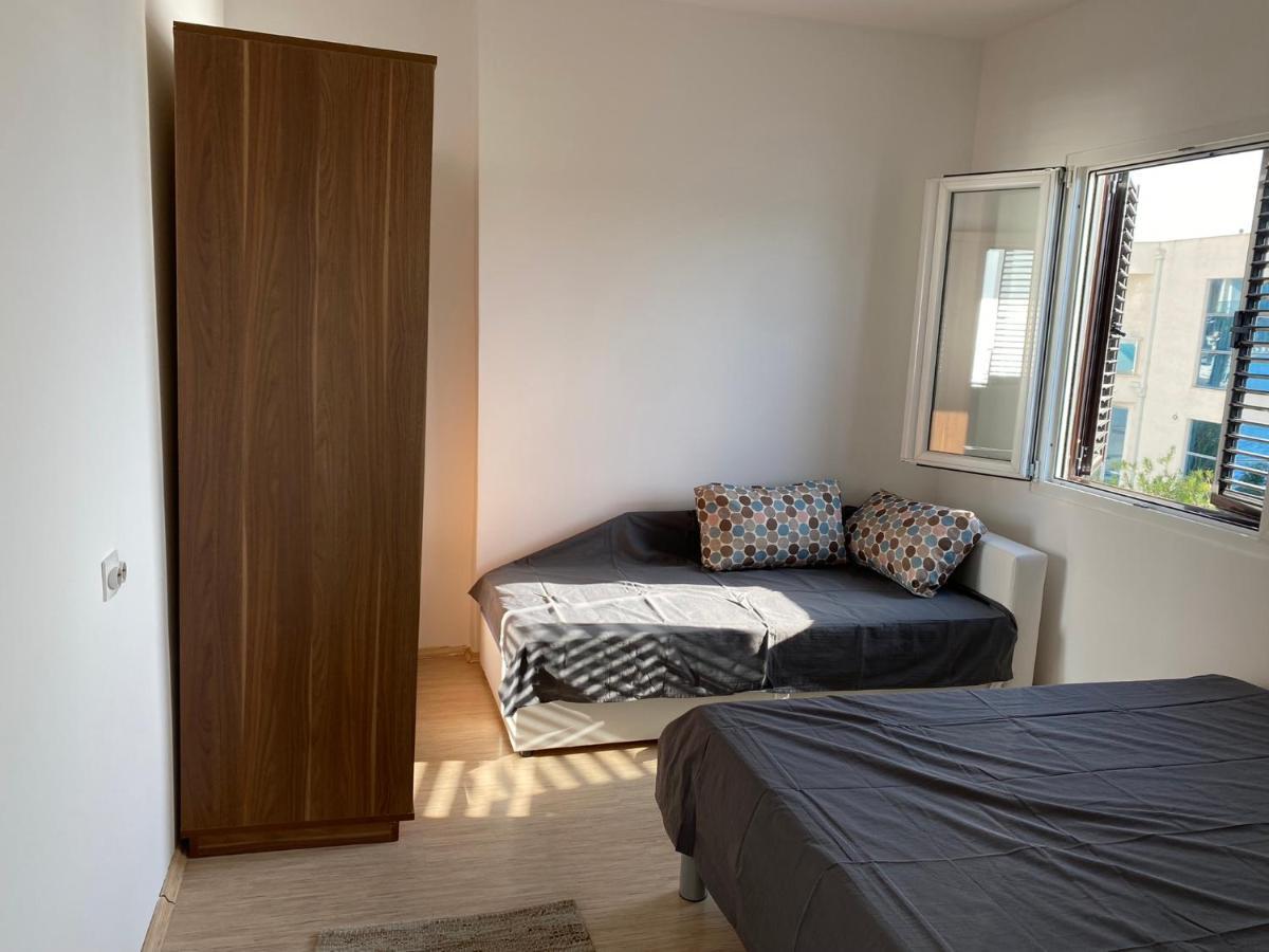 Acacia Apartmani Sutomore Buitenkant foto