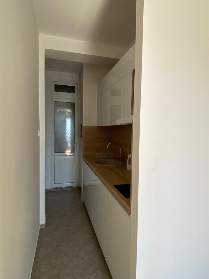 Acacia Apartmani Sutomore Buitenkant foto
