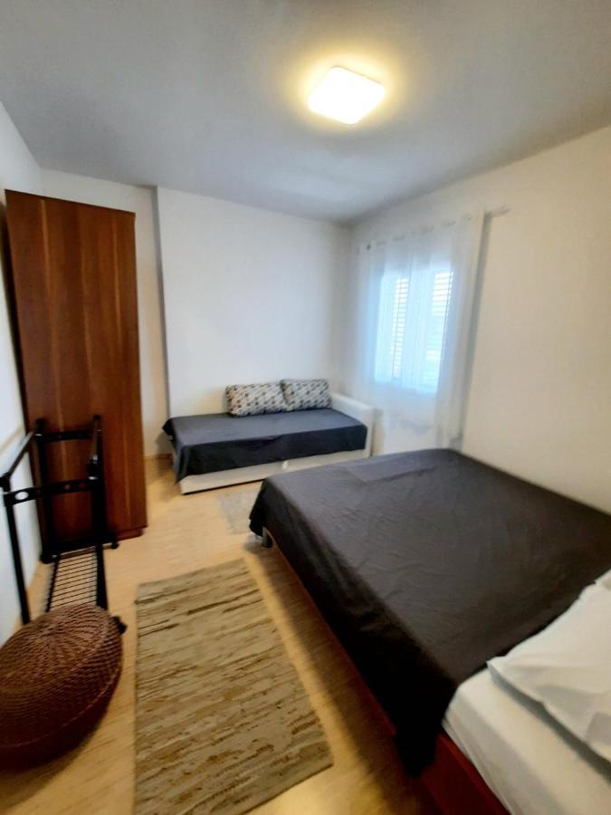 Acacia Apartmani Sutomore Buitenkant foto